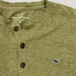 Vineyard Vines green long‎ sleeve button up shirt M